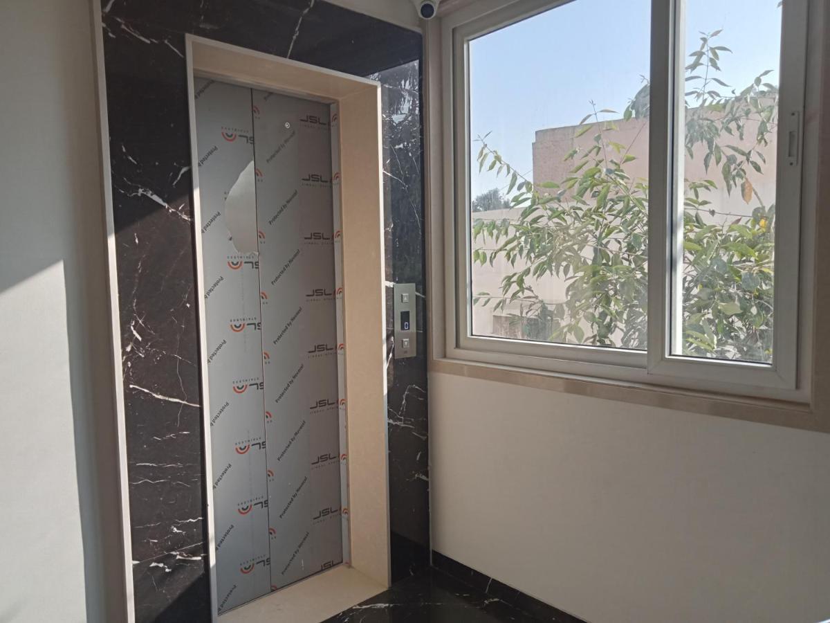 Hotel Dwarka Palace Ahmednagar Ngoại thất bức ảnh